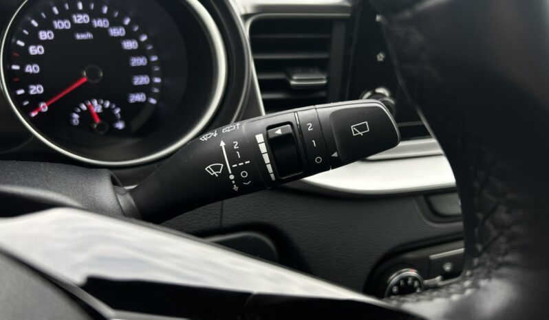 KIA XCeed  | przedni | Manualna | 120 KM | Niebieski full