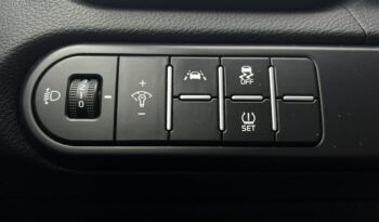 KIA XCeed  | przedni | Manualna | 120 KM | Niebieski full