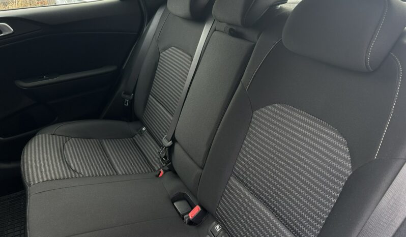 KIA XCeed  | przedni | Manualna | 120 KM | Niebieski full