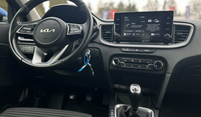KIA XCeed  | przedni | Manualna | 120 KM | Niebieski full
