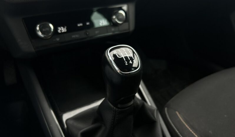 SKODA Kamiq | przedni | Manualna | 115 KM | Niebieski full