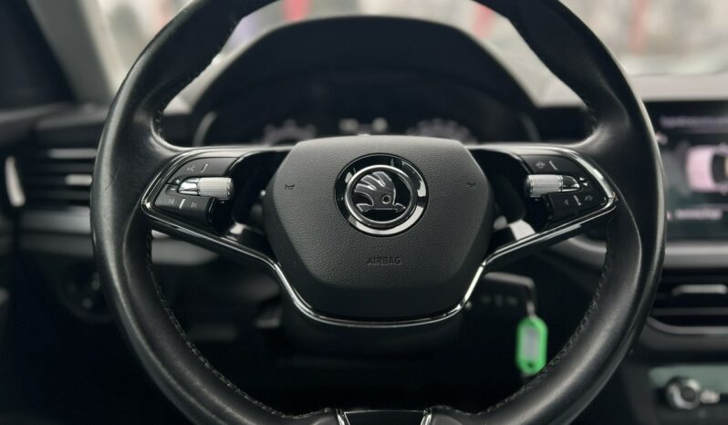 SKODA Kamiq | przedni | Manualna | 115 KM | Niebieski full