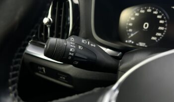 VOLVO V60  | przedni | Automatyczna | 150 KM | Srebrny full