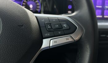 VOLKSWAGEN Golf  | przedni | Automatyczna | 150 KM | bialy full