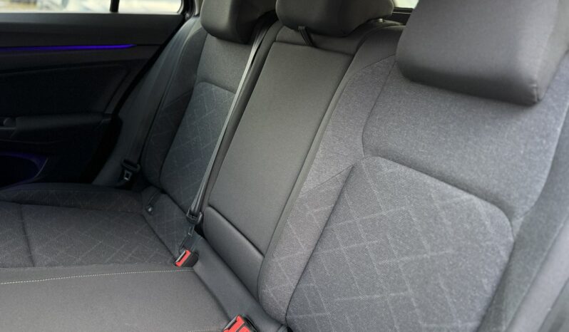 VOLKSWAGEN Golf  | przedni | Automatyczna | 115 KM | Szary full