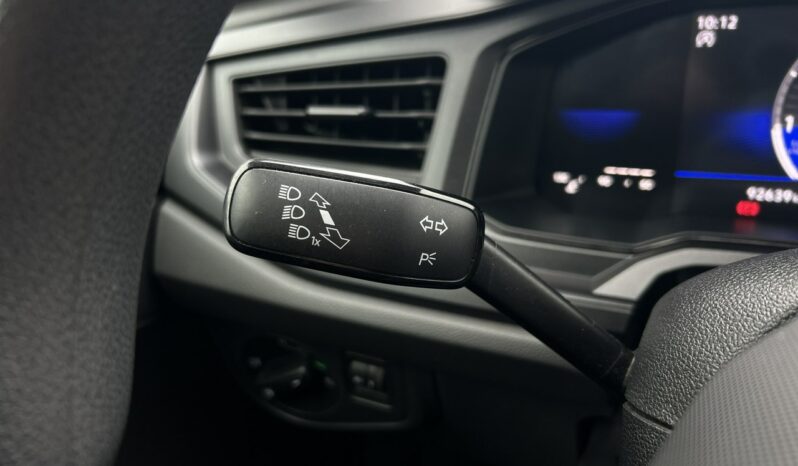 VOLKSWAGEN Polo  | przedni | Manualna | 95 KM | Srebrny full