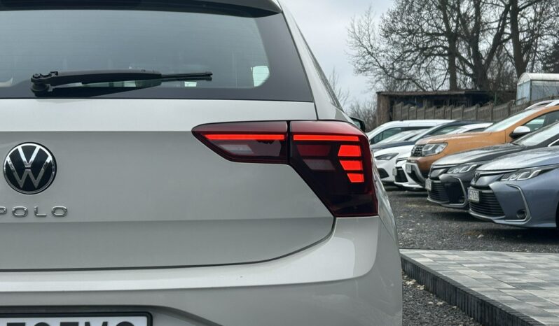 VOLKSWAGEN Polo  | przedni | Manualna | 95 KM | Srebrny full