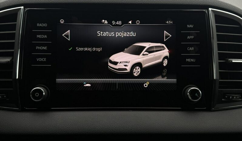 SKODA Karoq | przedni | Automatyczna | 150 KM | Granatowy full