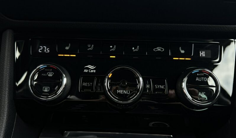 SKODA Superb  | przedni | Manualna | 150 KM | Czarny full