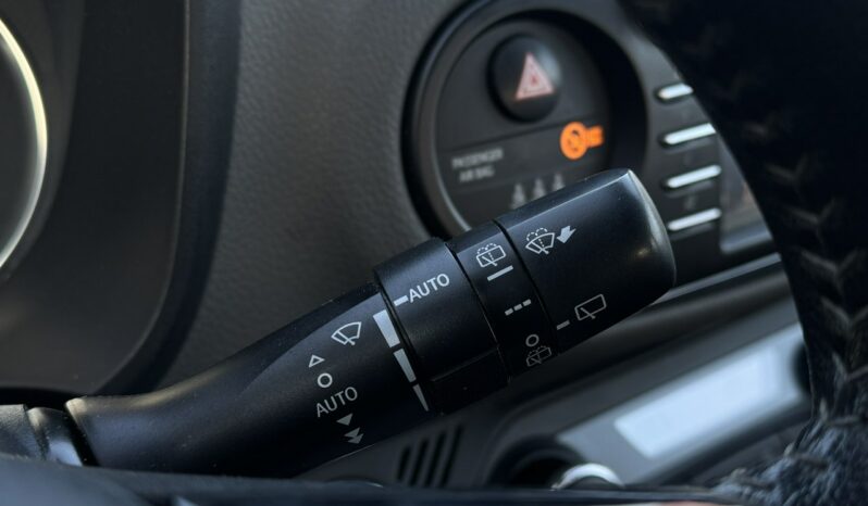 TOYOTA Yaris  | przedni | automatyczna_bezstopniowa | 100 KM | Niebieski full