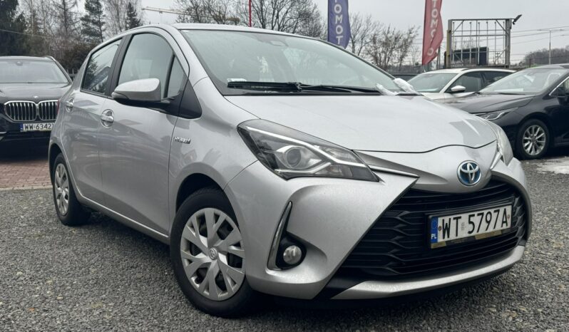 TOYOTA Yaris  | przedni | automatyczna_bezstopniowa | 100 KM | Srebrny full