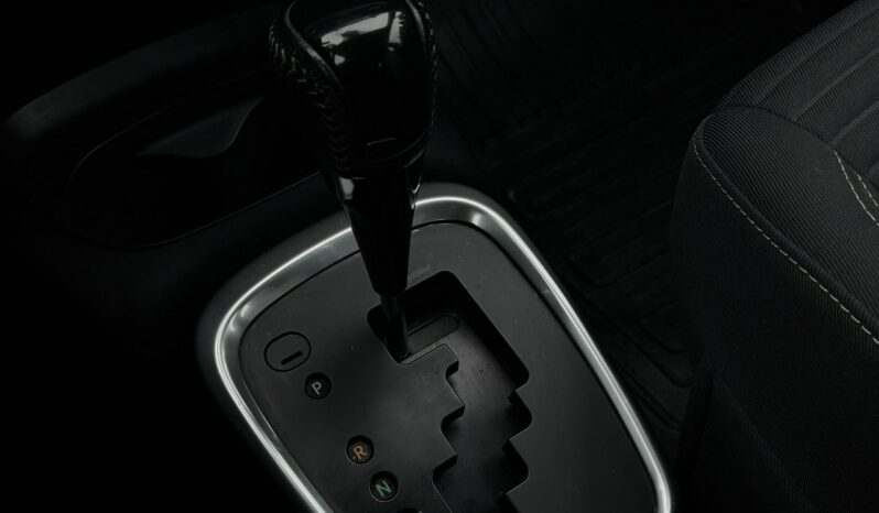 TOYOTA Yaris  | przedni | automatyczna_bezstopniowa | 100 KM | Srebrny full