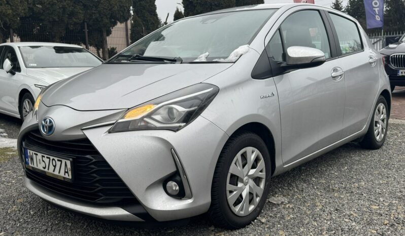 TOYOTA Yaris  | przedni | automatyczna_bezstopniowa | 100 KM | Srebrny full