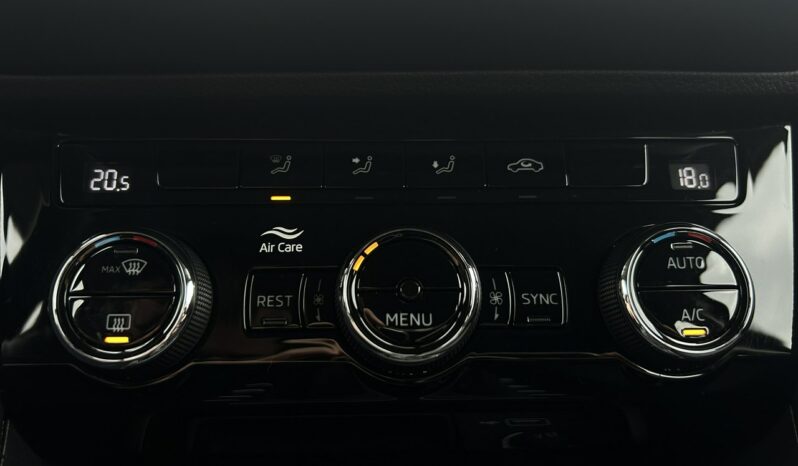 SKODA Superb  | przedni | Manualna | 150 KM | Brązowy full