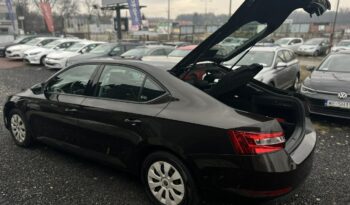 SKODA Superb  | przedni | Manualna | 150 KM | Brązowy full