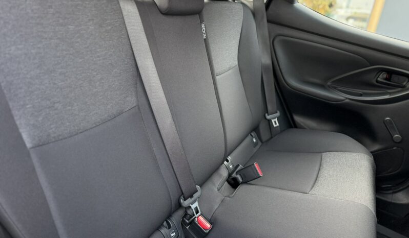 TOYOTA Yaris  | przedni | automatyczna_bezstopniowa | 116 KM | bialy full