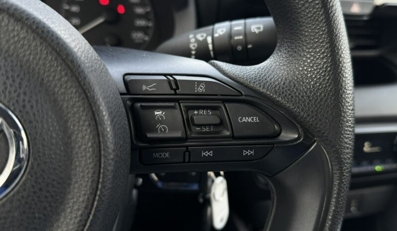 TOYOTA Yaris  | przedni | automatyczna_bezstopniowa | 116 KM | bialy full