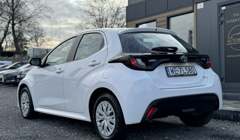 TOYOTA Yaris  | przedni | automatyczna_bezstopniowa | 116 KM | bialy full