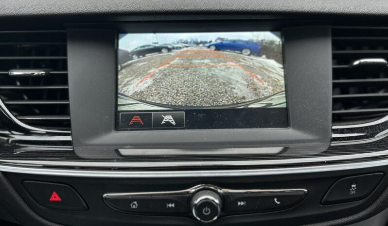 OPEL Insignia  | przedni | Automatyczna | 165 KM | Czarny full