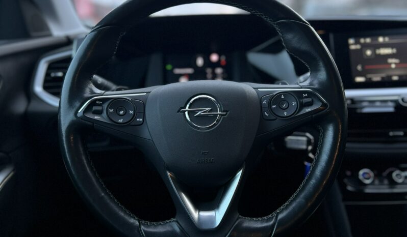 OPEL Grandland | przedni | Automatyczna | 130 KM | Czarny full