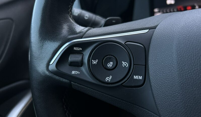 OPEL Grandland | przedni | Automatyczna | 130 KM | Czarny full