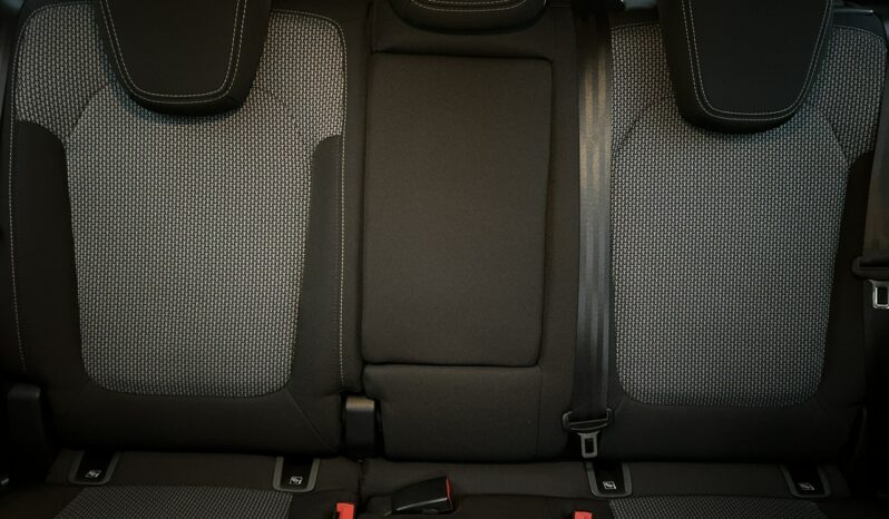 OPEL Grandland | przedni | Automatyczna | 130 KM | Czarny full