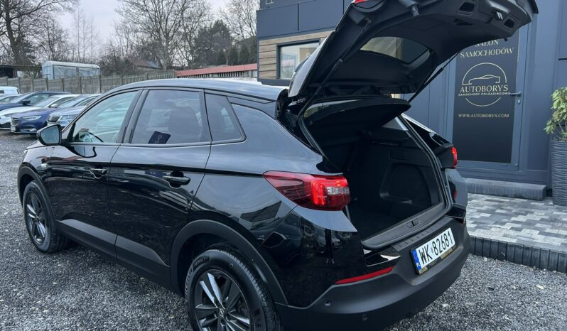OPEL Grandland | przedni | Automatyczna | 130 KM | Czarny full
