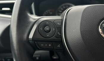 TOYOTA Corolla  | przedni | Manualna | 125 KM | bialy full