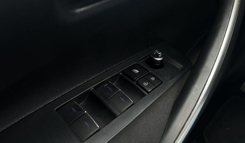 TOYOTA Corolla  | przedni | Manualna | 125 KM | Brązowy full