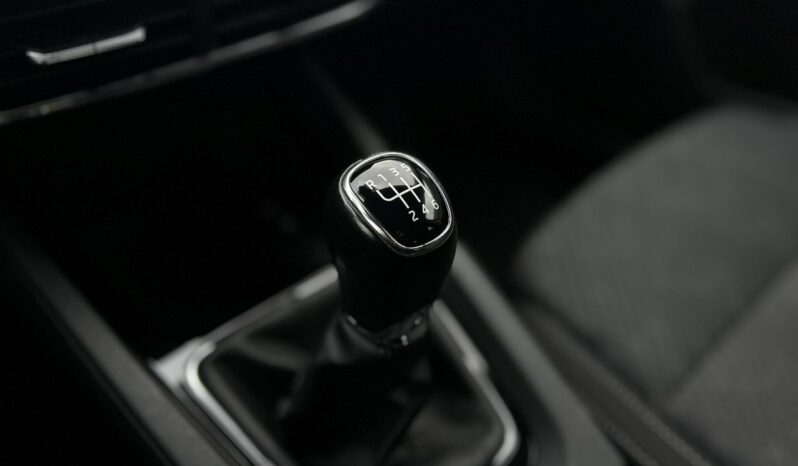 SKODA Octavia  | przedni | Manualna | 150 KM | bialy full