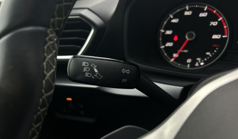 SEAT Leon  | przedni | automatyczna_dwusprzeglowa | 110 KM | bialy full