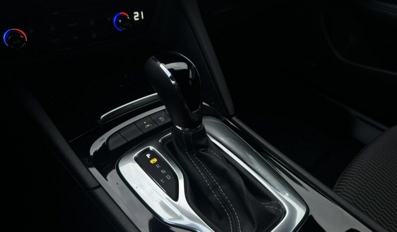 OPEL Insignia  | przedni | Automatyczna | 165 KM | Niebieski full