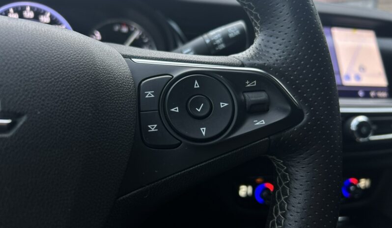 OPEL Insignia  | przedni | Automatyczna | 165 KM | Niebieski full