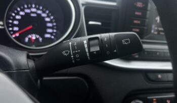 KIA Ceed  | przedni | Manualna | 100 KM | bialy full