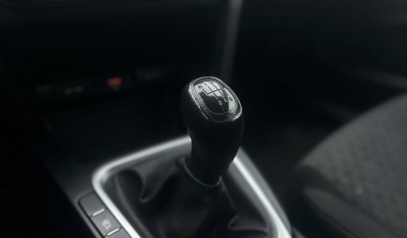 KIA Ceed  | przedni | Manualna | 100 KM | bialy full