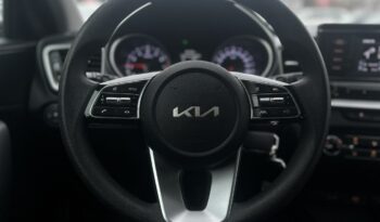 KIA Ceed  | przedni | Manualna | 100 KM | bialy full