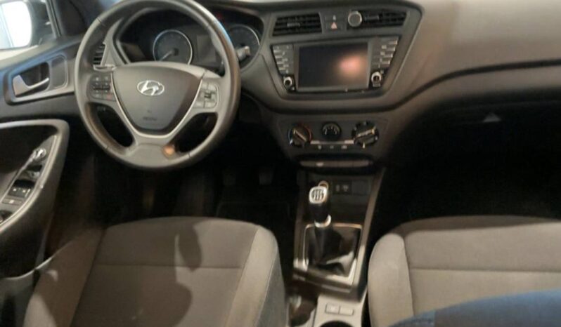 Hyundai | 2019 | 1248cm3 | 172000 km full
