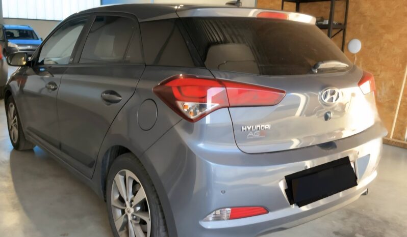 Hyundai | 2019 | 1248cm3 | 172000 km full