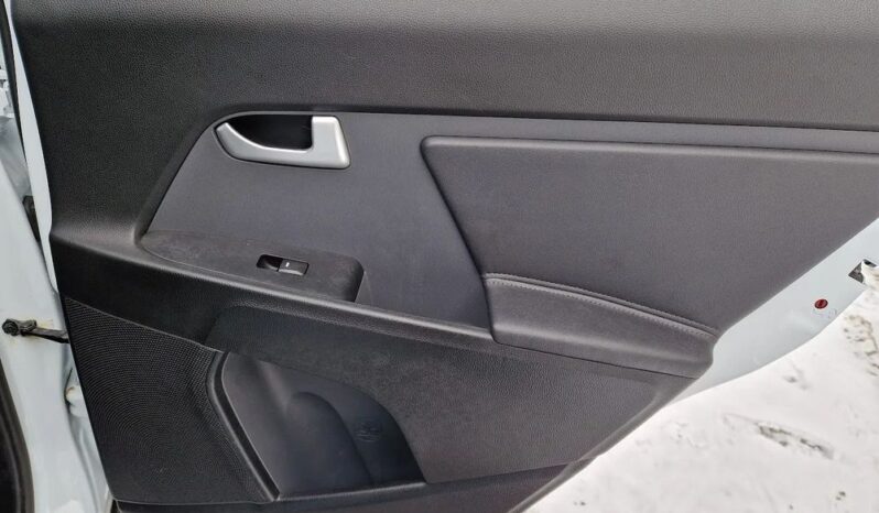 KIA Sportage  | FWD (przód) | Manualna | 115 KM | Biały full