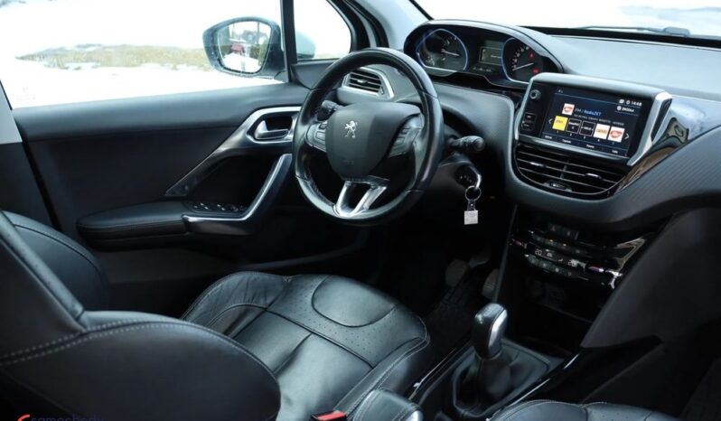 PEUGEOT 2008  | FWD (przód) | Manualna | 110 KM | Biały full