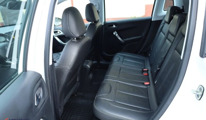 PEUGEOT 2008  | FWD (przód) | Manualna | 110 KM | Biały full