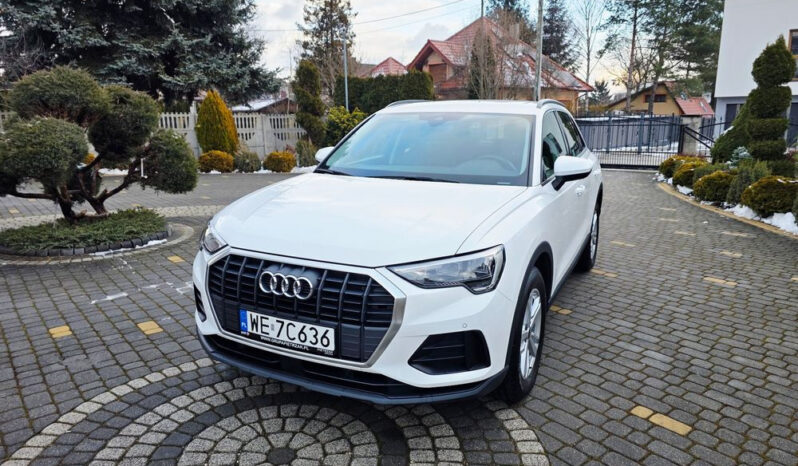 AUDI Q3  | FWD (przód) | Automatyczna | 150 KM | Biały full