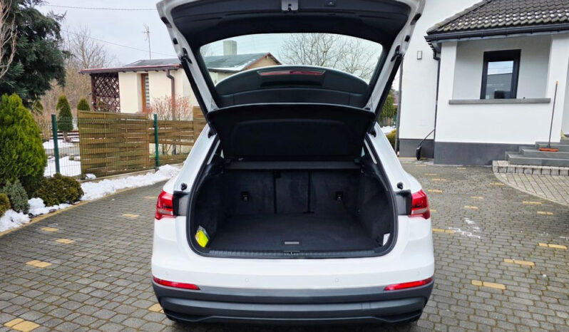 AUDI Q3  | FWD (przód) | Automatyczna | 150 KM | Biały full