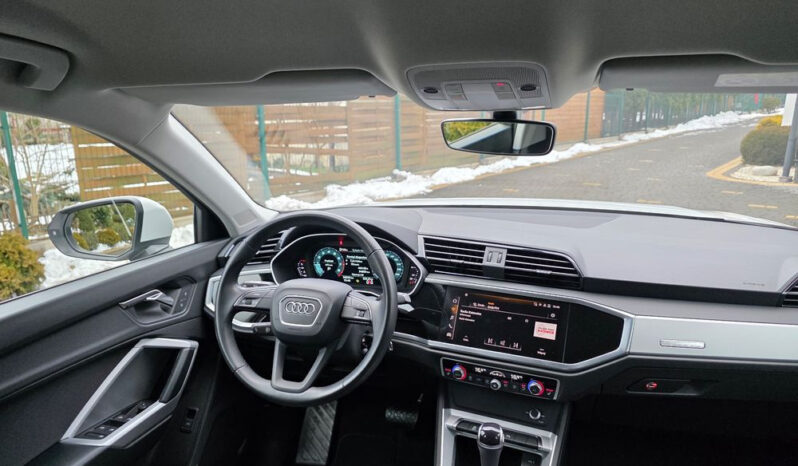 AUDI Q3  | FWD (przód) | Automatyczna | 150 KM | Biały full