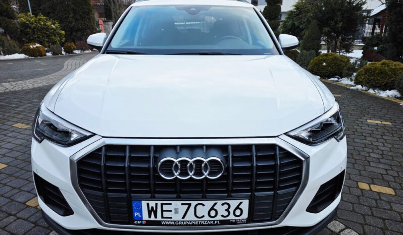 AUDI Q3  | FWD (przód) | Automatyczna | 150 KM | Biały full