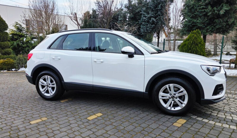 AUDI Q3  | FWD (przód) | Automatyczna | 150 KM | Biały full