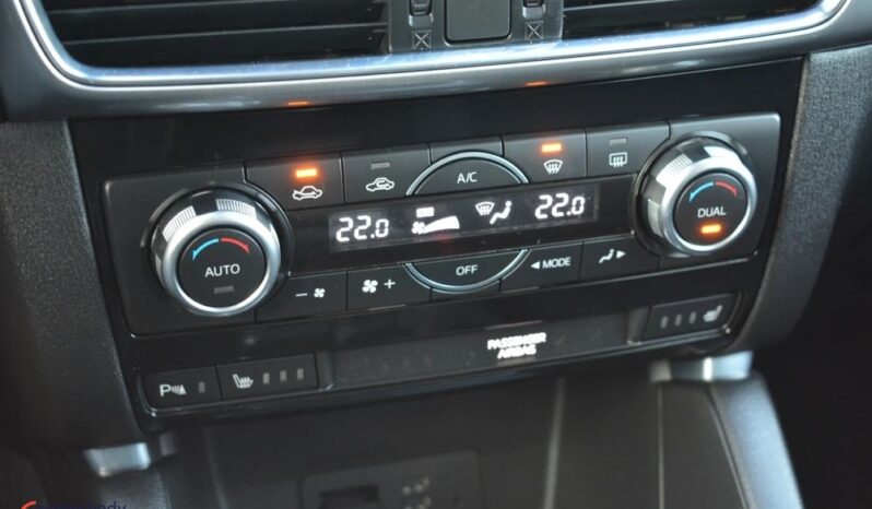 MAZDA CX-5  | 4×4 (doł. automatycznie) | Manualna | 150 KM | Czarny full