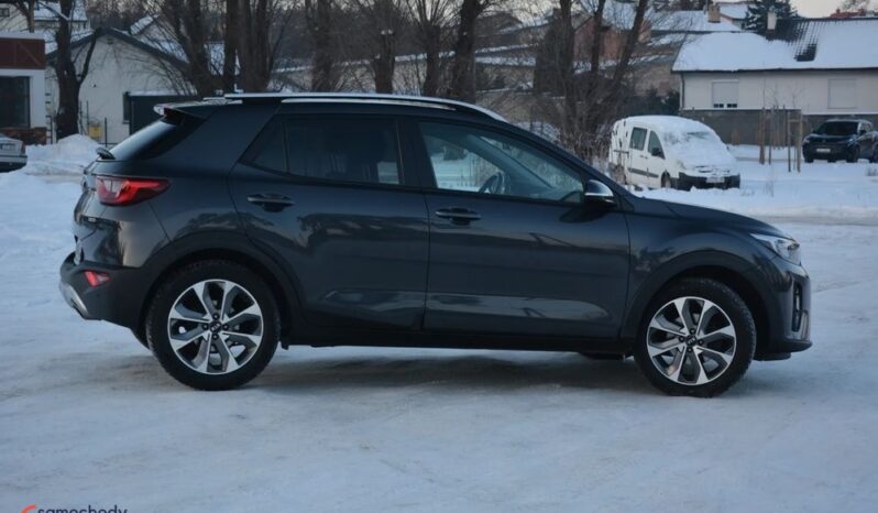 KIA Stonic  | FWD (przód) | Manualna | 100 KM | Szary full