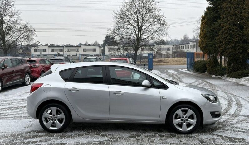 OPEL Astra | FWD (przód) | Manualna | 120 KM | Srebrny full