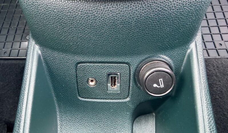 FORD Fiesta  | FWD (przód) | Manualna | 82 KM | Szary full